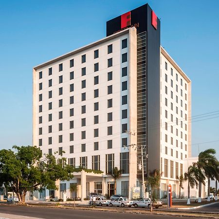 Fiesta Inn Merida Exterior photo